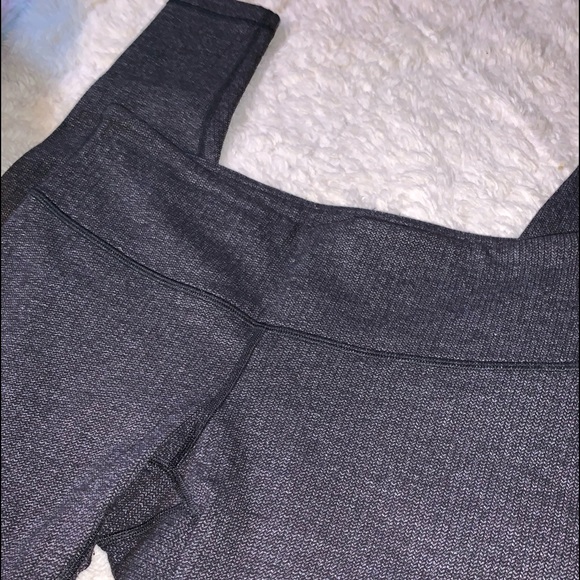 - Lululemon wonder unders. - Picture 11 of 11